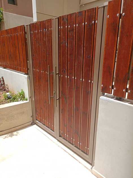 Περίφραξη αυλής