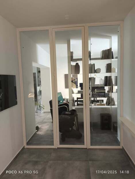 Μεταλλική τζαμαρία