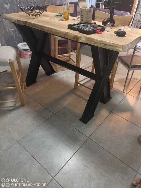 Κατασκευή τραπεζιού