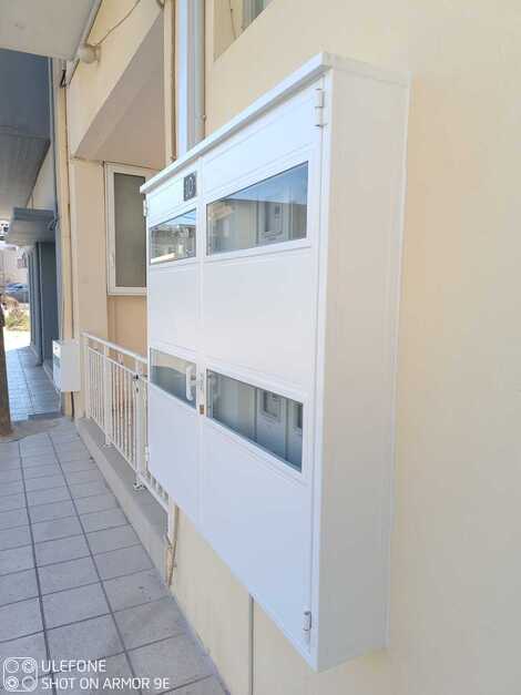 Μεταλλικά ντουλάπια ρολογιών