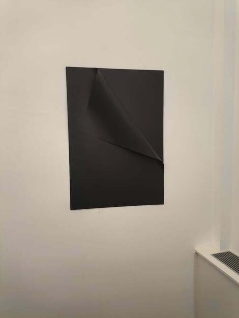 Ειδική κατασκευή διακοσμητικού στοιχείου τοίχου