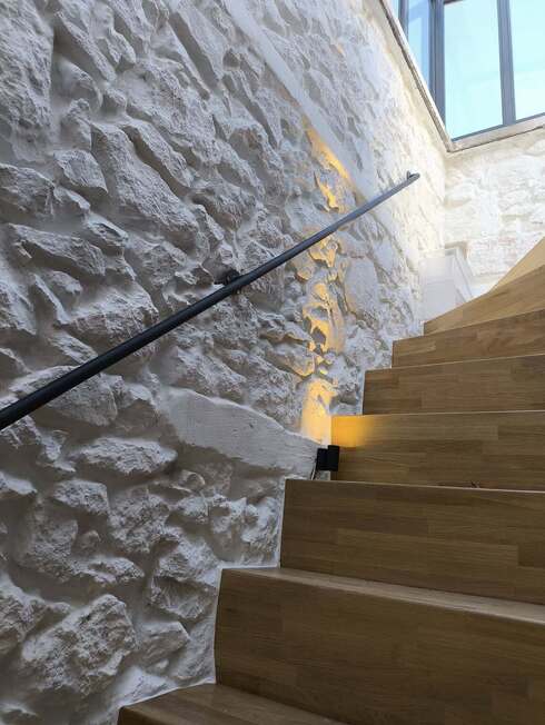 Μεταλλικές λεπτομέρειες σε οικία