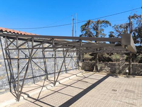 Κατασκευή σκεπάστρου